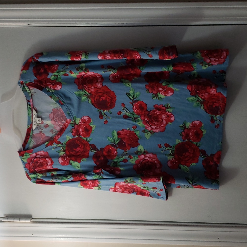 Pioneer womans shirt